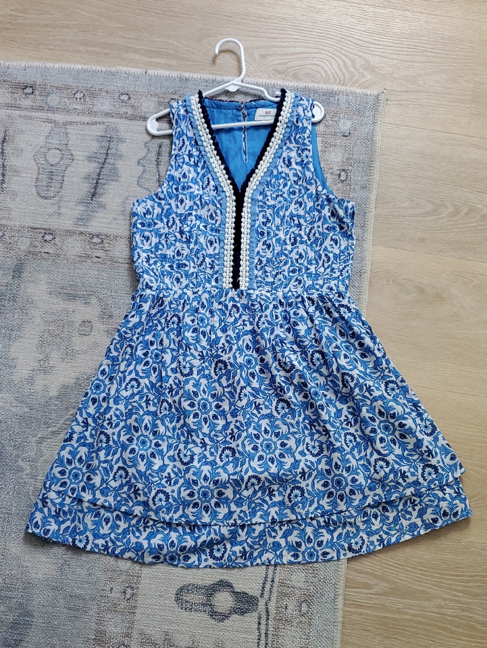 Vineyard Vines Girls Blue Pintuck Dress Katama Tile Fringe SzM
